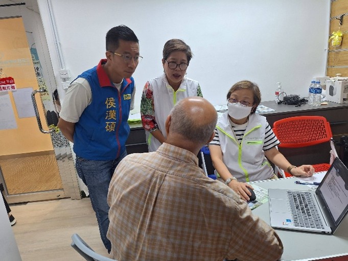 眼底攝影機免費檢測服務